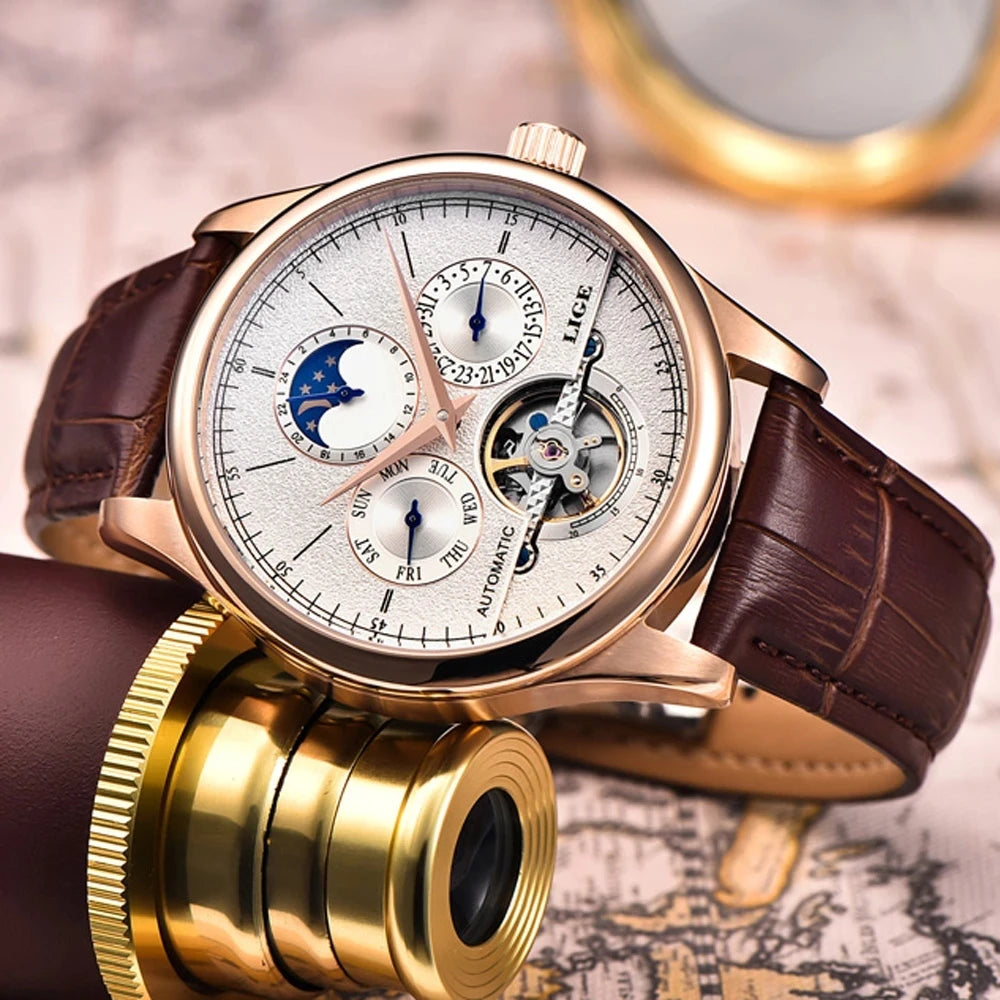 Leather Casual Business Men Watch.
